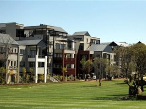 1 Bedroom Apartment in Steyn City