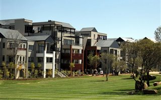 1 Bedroom Apartment in Steyn City