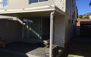 2 Bedroom Duplex in Kensington