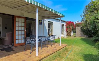 2 Bedroom House in Tokai