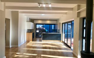 2 Bedroom House in Newlands