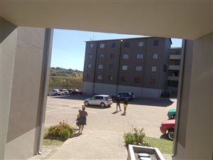 2 Bed House in Fleurhof