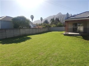 3 Bed House in George Central