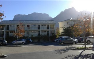 1 Bedroom Apartment in Rondebosch