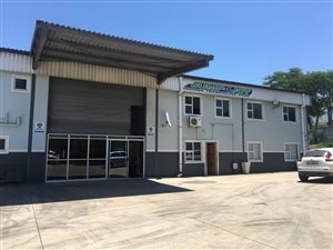 1333 m² Industrial space in Briardene