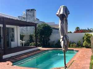 3 Bedroom House in Marina Da Gama