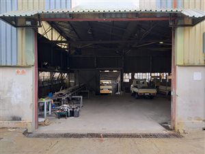 320 m² Industrial space in Industria North