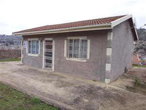 2 Bed House in Trenance Manor