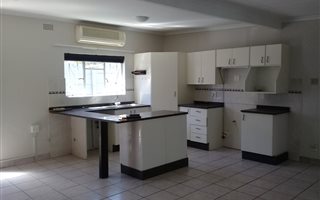 2 Bedroom Garden Cottage in Randhart