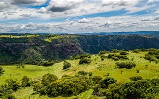1825 m² Land available in Kloof