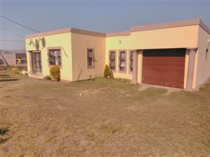 3 Bed House in Folweni