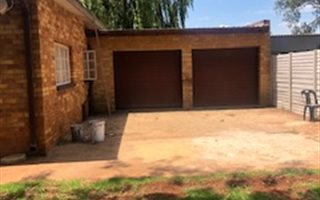 3 Bedroom House in Benoni AH
