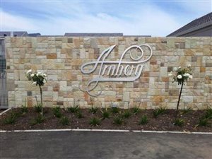 2 Bed Apartment in Paarl