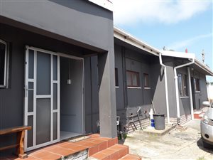 3 Bed House in Austerville