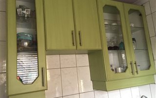 2 Bedroom House in Olievenhoutbosch