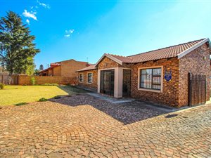 3 Bed House in Bakerton