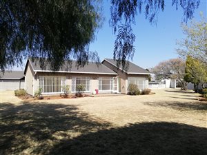 3 Bed House in Mayberry Park