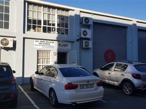 166 m² Industrial space in Briardene