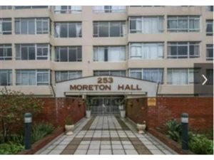 3 Bed Apartment in Morningside