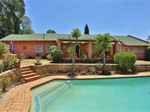 3 Bed House in Weltevreden Park