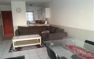 2 Bedroom Townhouse in Sterrewag