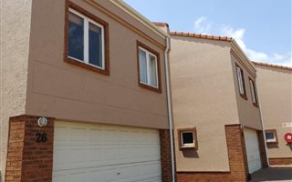 3 Bedroom Townhouse in Woodhill