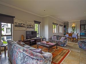 4 Bed House in Bronberg