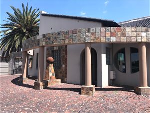 1 m² Office Space in Van Riebeeck Park