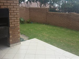 3 Bed Apartment in Paramount Estate