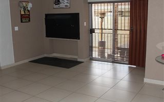3 Bedroom House in Wierda Glen