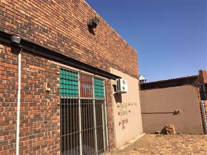 250 m² Industrial space in Springs Central