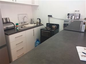 1 Bed Flat in Albertynshof