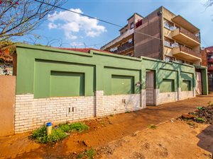 5 Bed House in Bellevue