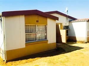 3 Bed Townhouse in Ridgeway