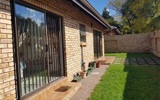3 Bedroom Cluster in New Redruth