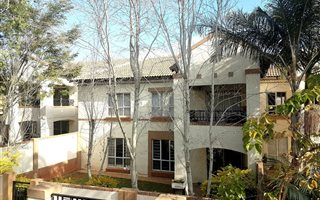 2 Bedroom Townhouse in Olympus