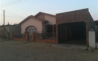 3 Bedroom House in Kroonstad