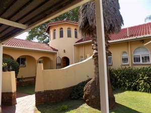4 Bed House in Kameelfontein and surrounds