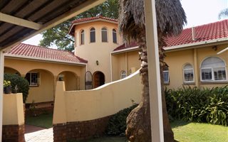 4 Bedroom House in Kameelfontein and surrounds