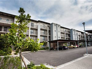 2 Bed Apartment in Burgundy Estate