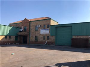 829 m² Industrial space in Gateway Industrial Park