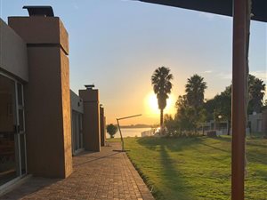 2 Bedroom Simplex in Vaal Marina