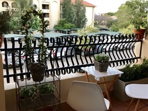 3 Bed Apartment in Nieuw Muckleneuk