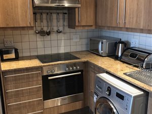 2 Bed Apartment in Clubview
