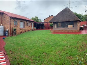 3 Bed House in Highveld