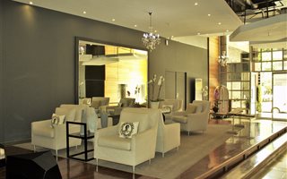 1 Bedroom Apartment in Newtown