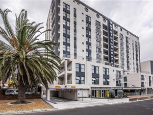 2 Bed Apartment in Claremont Upper