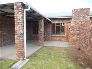 2 Bed Apartment in Cradock