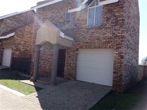 3 Bed Duplex in Baillie Park
