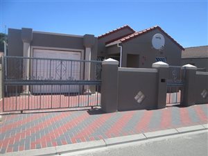 3 Bed House in Mitchells Plain